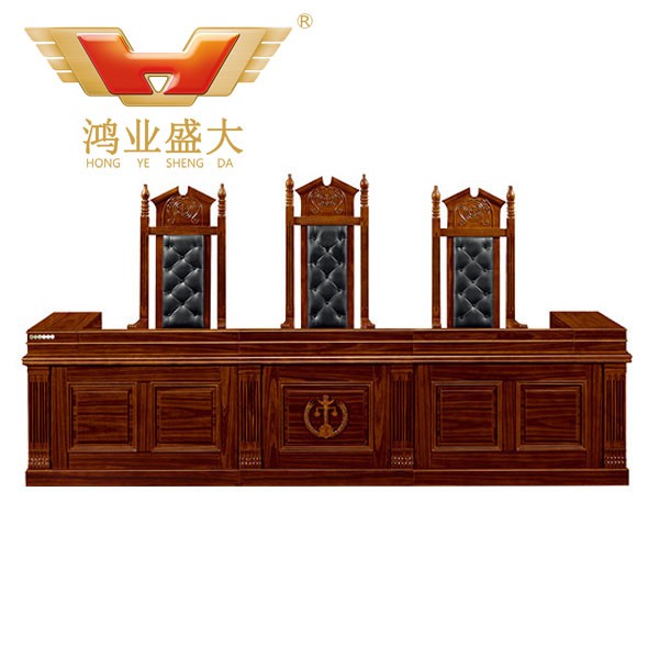 法官台